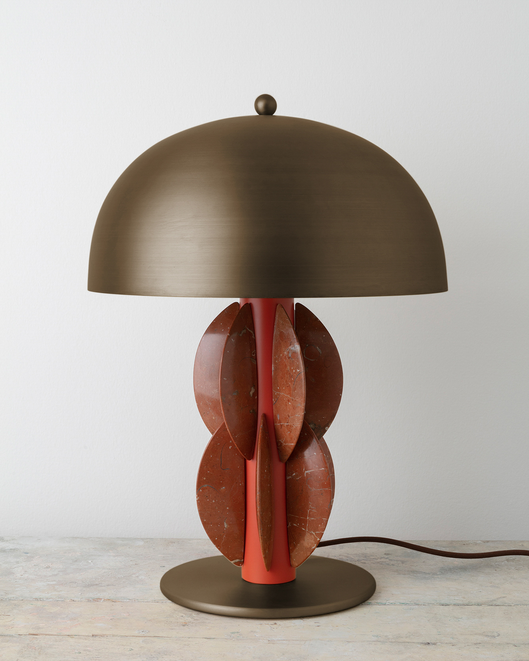 MONARCH TABLE LAMP WITH DOME