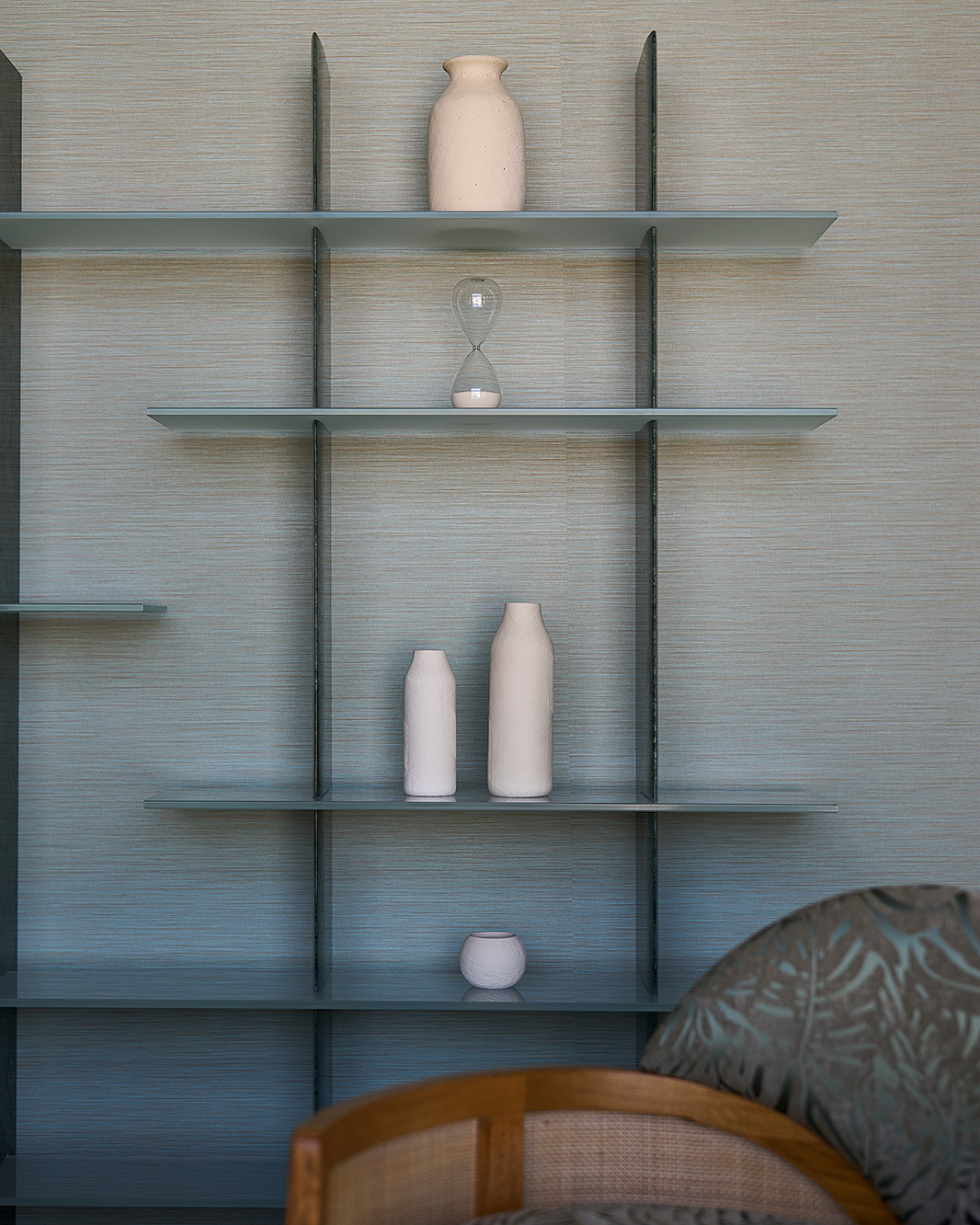 WALL MOUNTED SHELVING UNIT Carla Baz