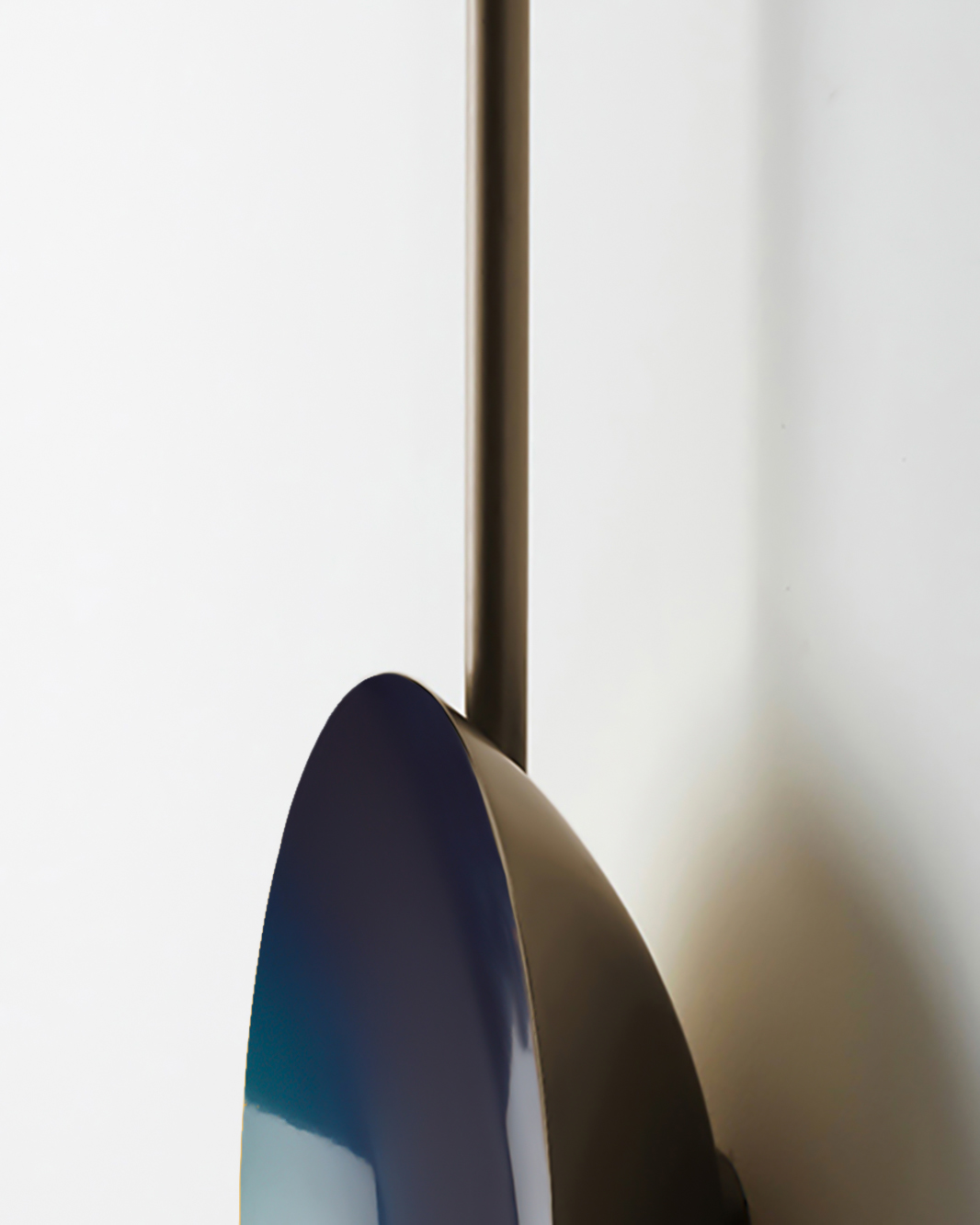 OysterWMBrushedBronzewithMidnightBlue3